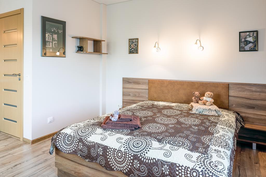Paulinastar Apartment พาลังกา ภายนอก รูปภาพ
