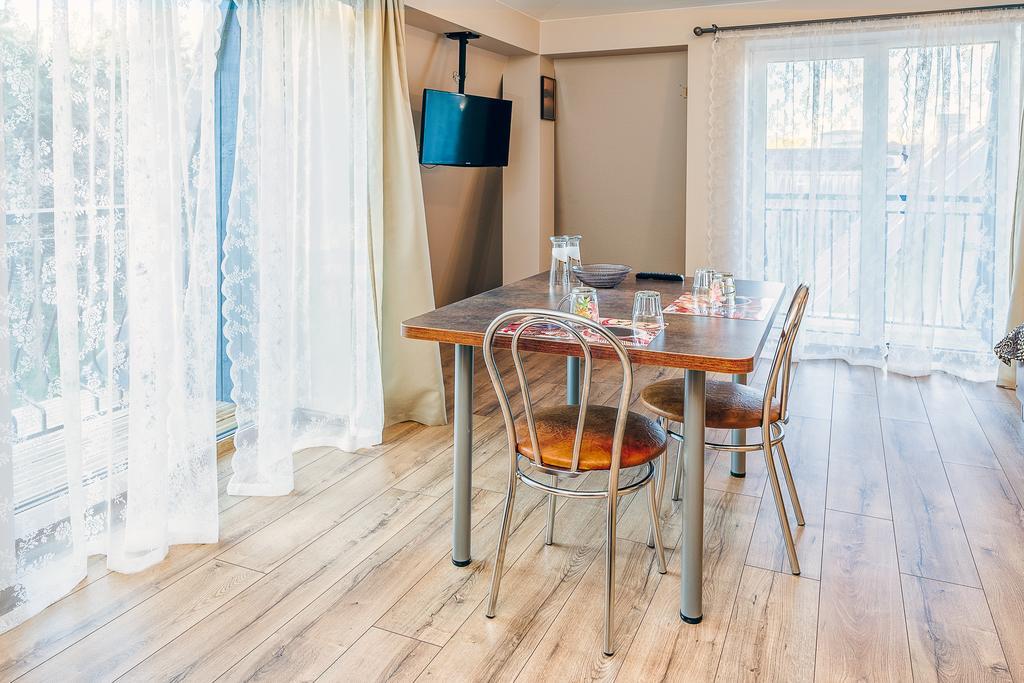 Paulinastar Apartment พาลังกา ภายนอก รูปภาพ