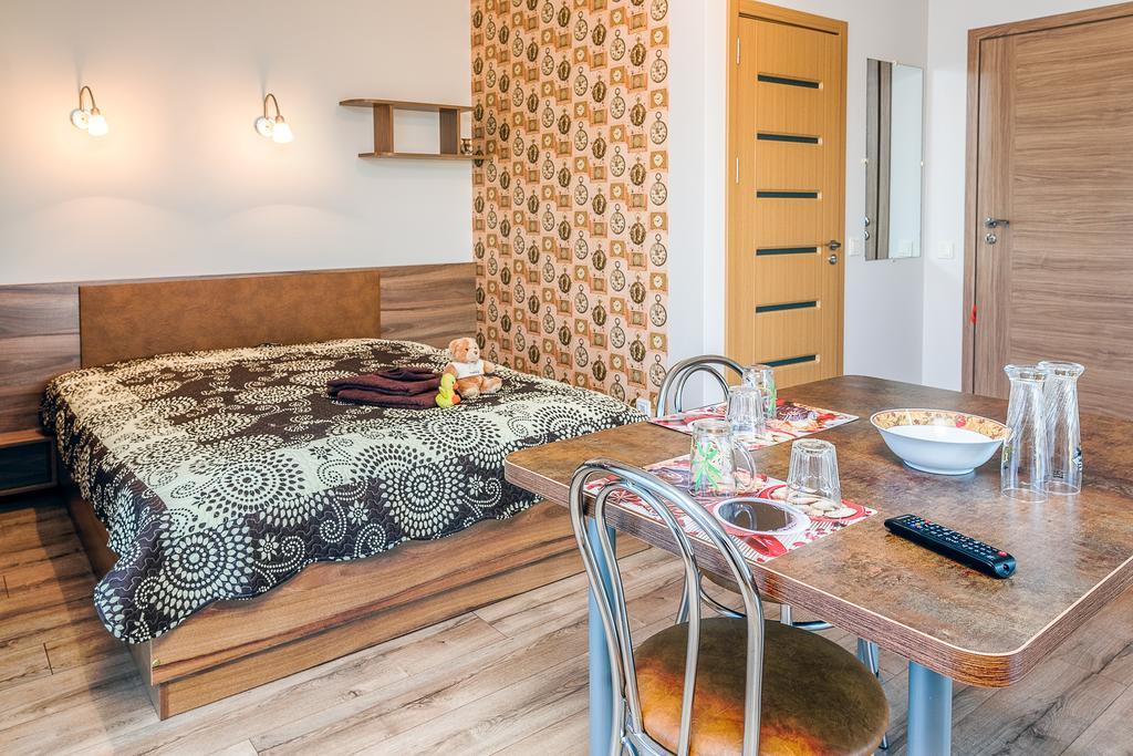 Paulinastar Apartment พาลังกา ภายนอก รูปภาพ