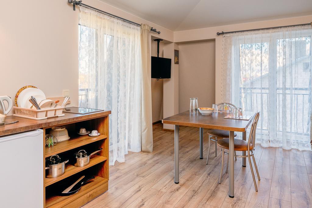 Paulinastar Apartment พาลังกา ภายนอก รูปภาพ