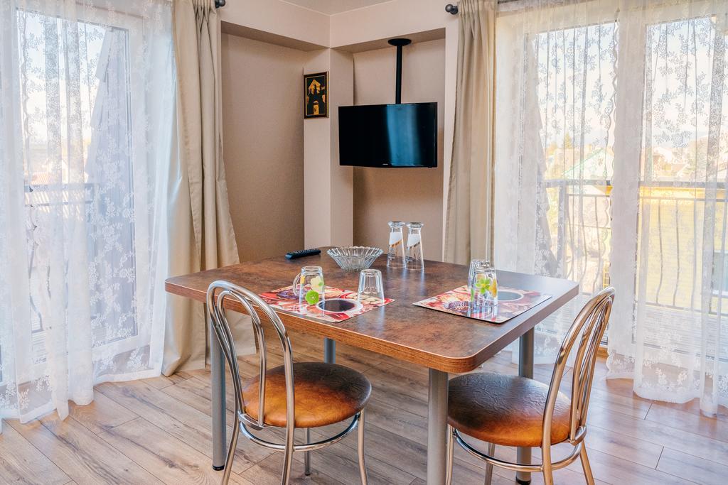 Paulinastar Apartment พาลังกา ภายนอก รูปภาพ